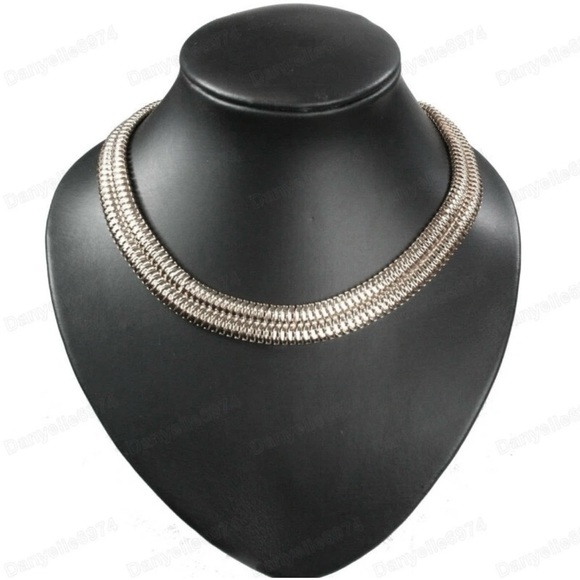 NWT! Calvin Klein Thick WIDE CHAIN NECKLACE COLLAR Adjustable Fastener - Picture 2 of 4